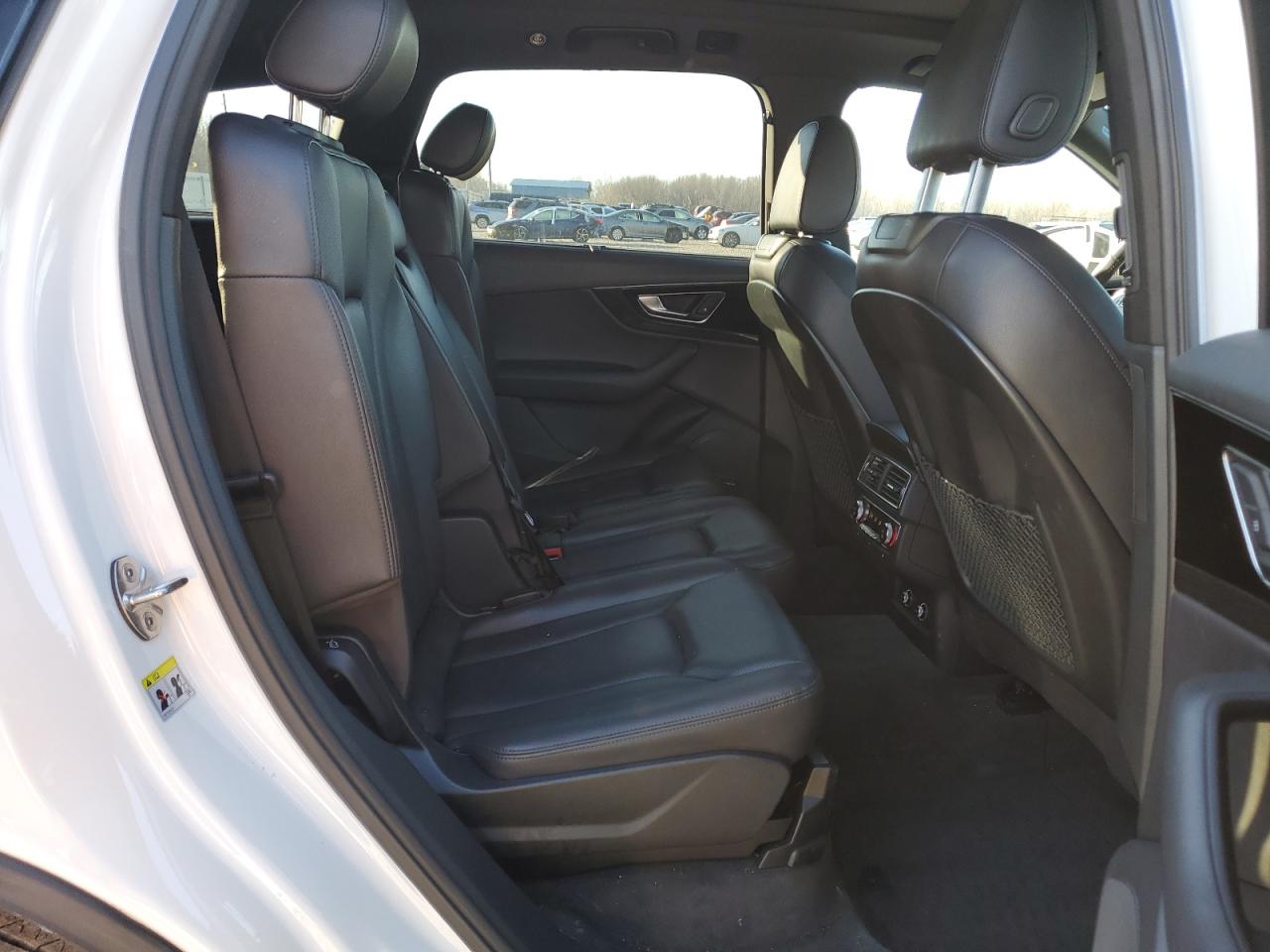 2018 Audi Q7 - Image 11