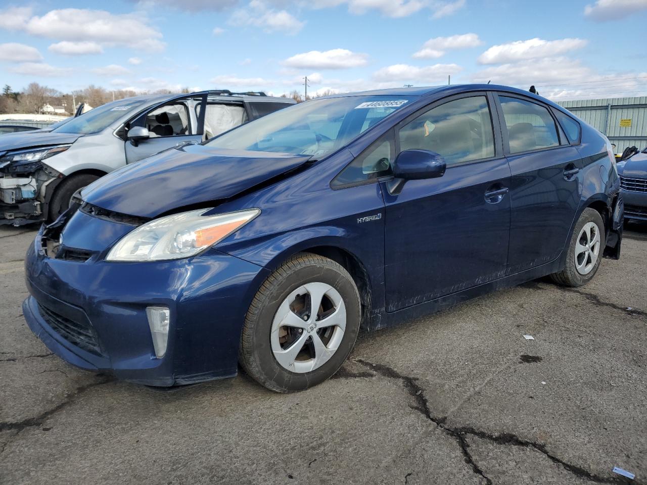 2014 Toyota Prius - Image 1