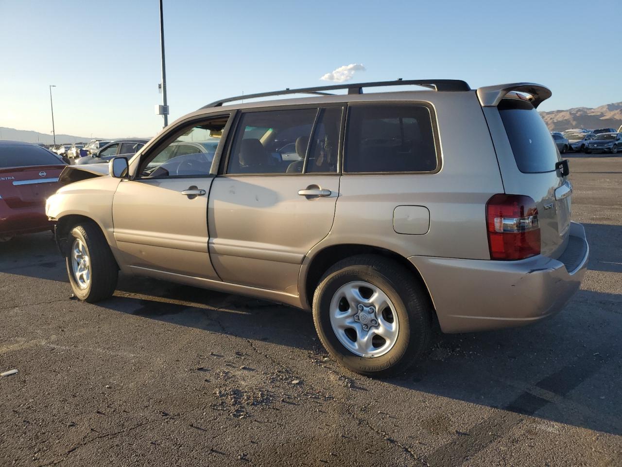 2004 Toyota Highlander - Image 2