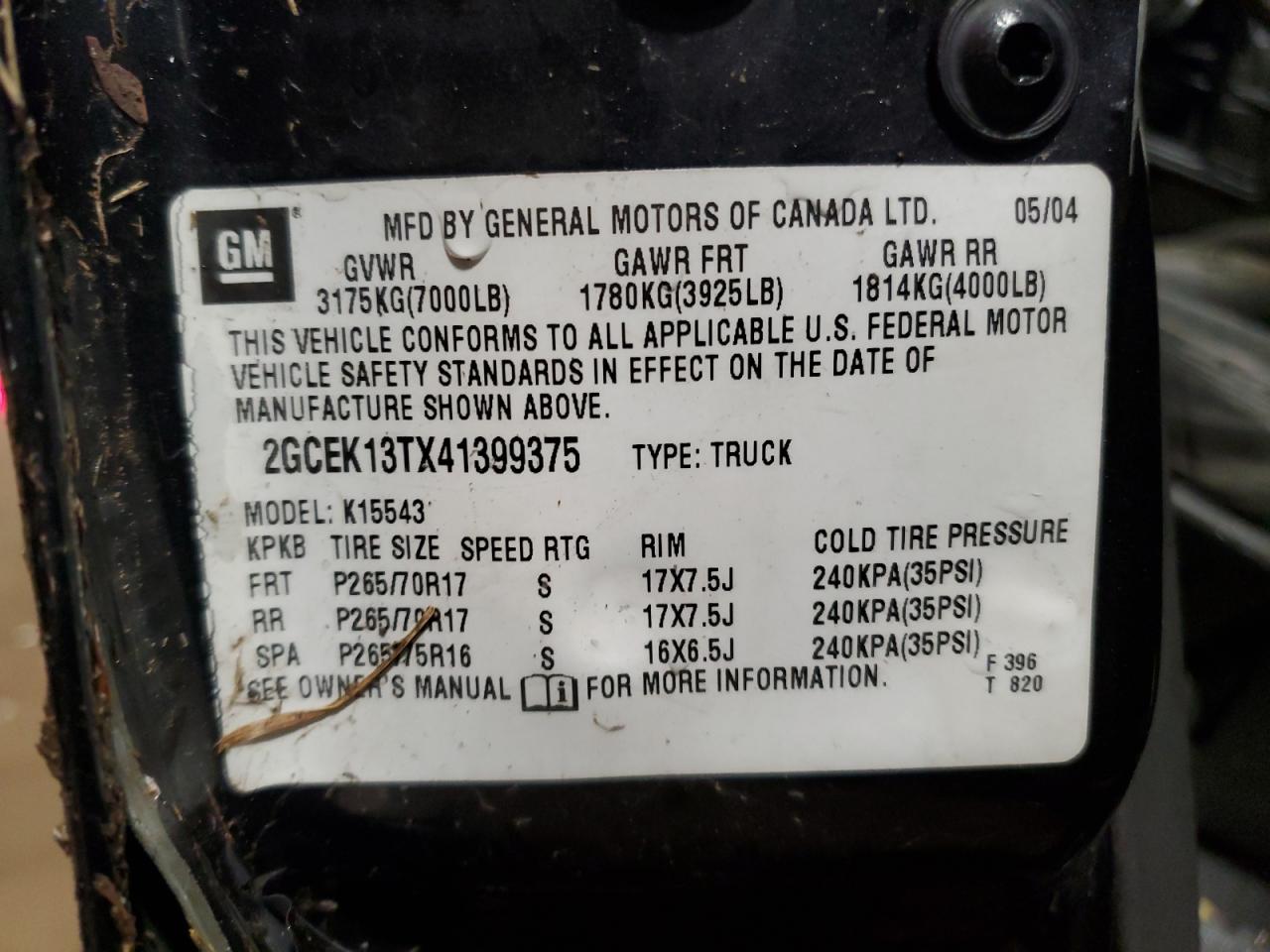 2004 Chevrolet Silverado - Image 12