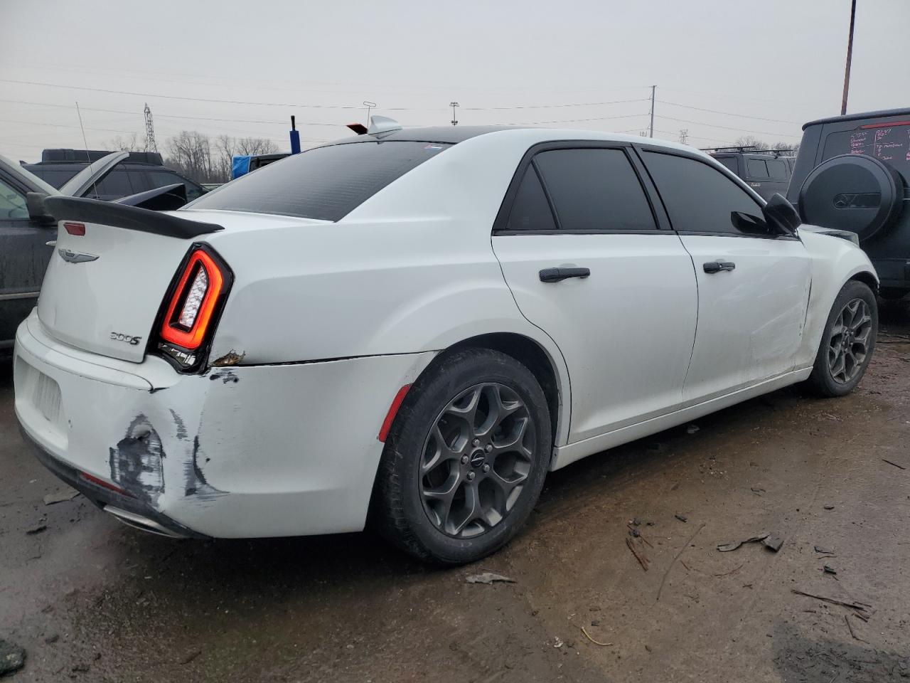 2015 Chrysler 300 - Image 3