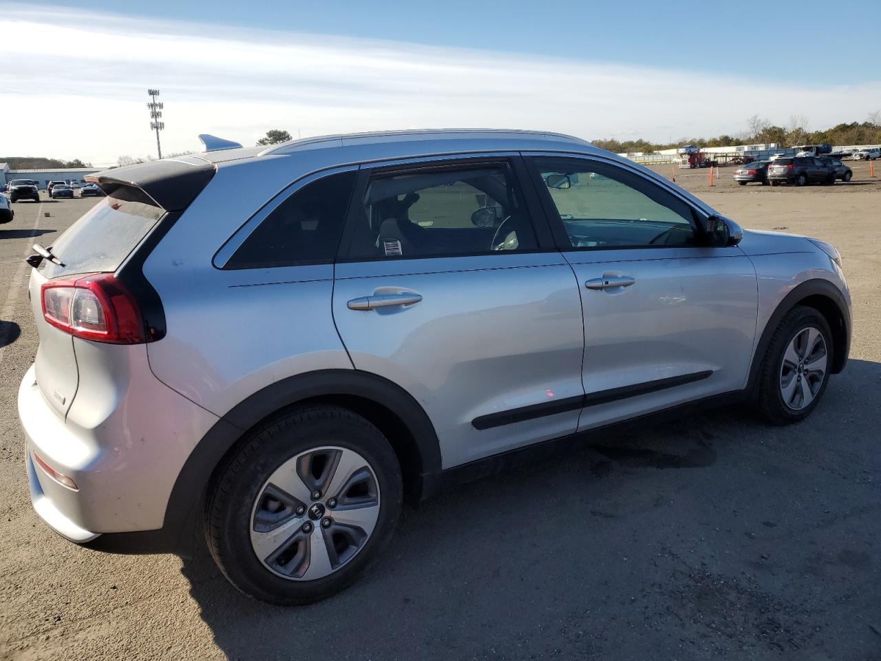 2019 Kia Niro - Image 3