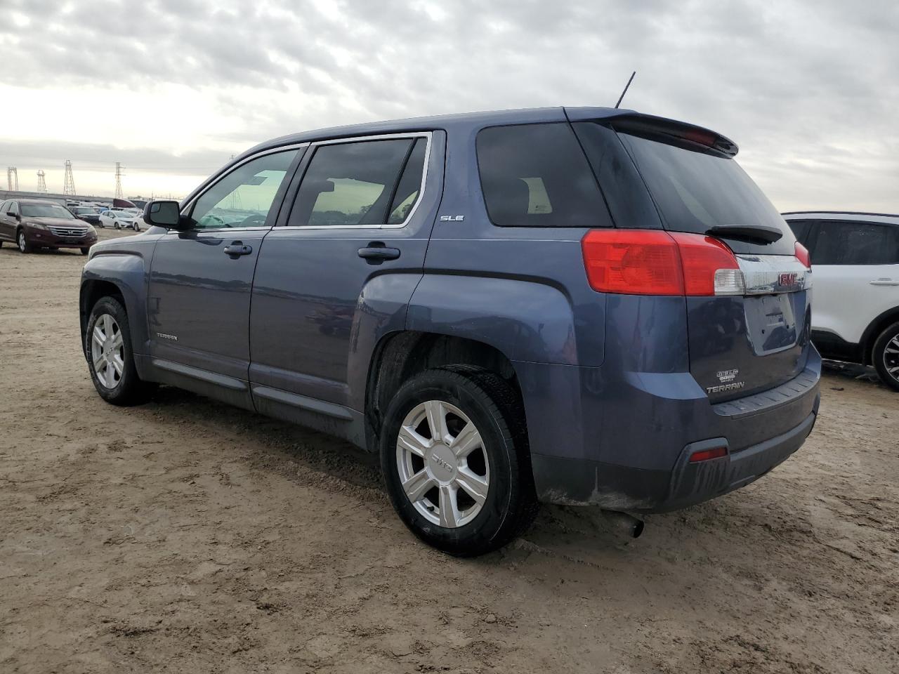 2014 GMC Terrain - Image 2