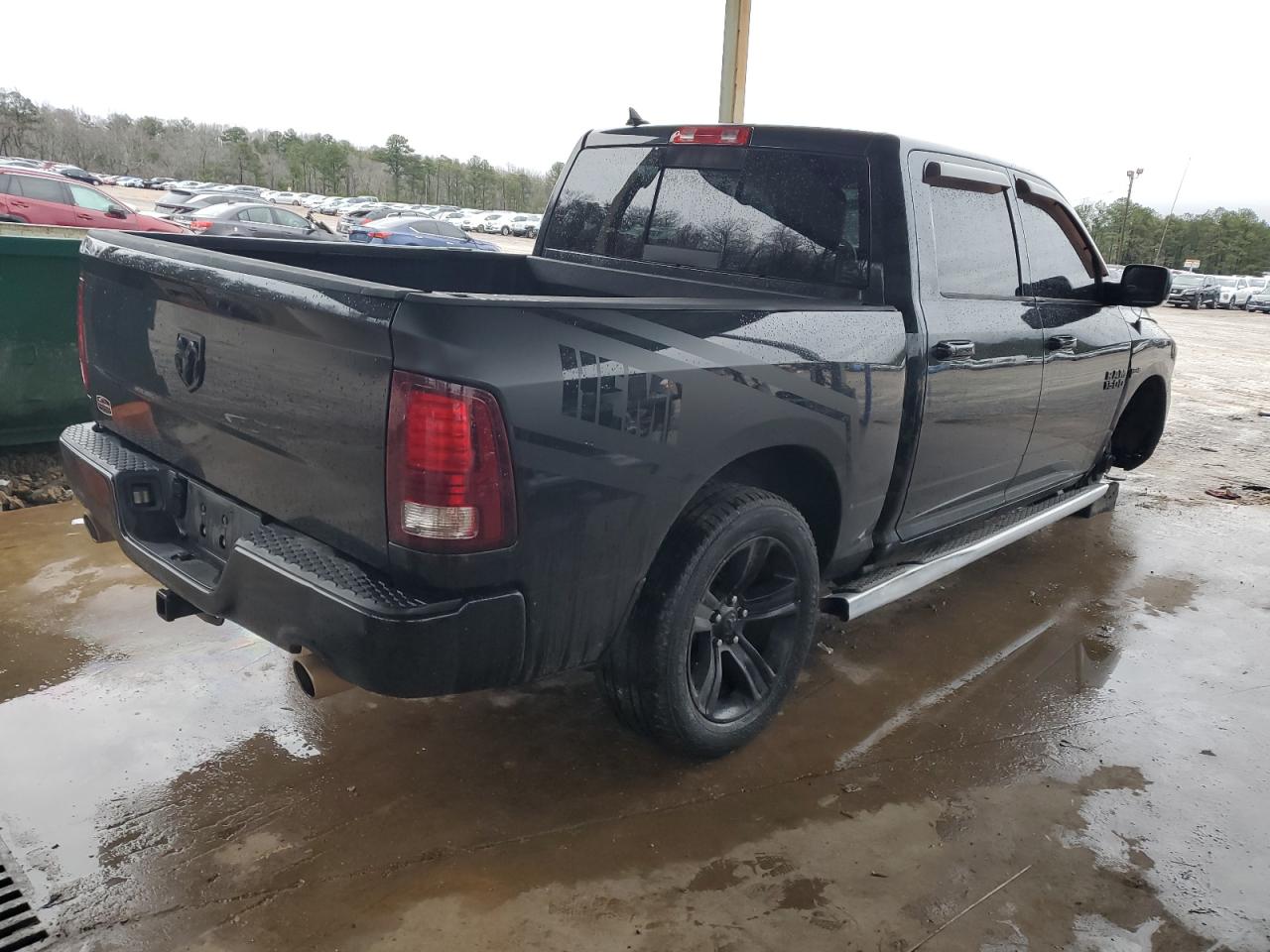 2016 RAM 1500 - Image 3