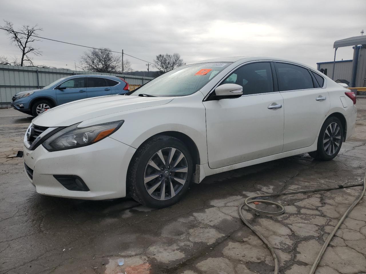 2016 Nissan Altima - Image 1