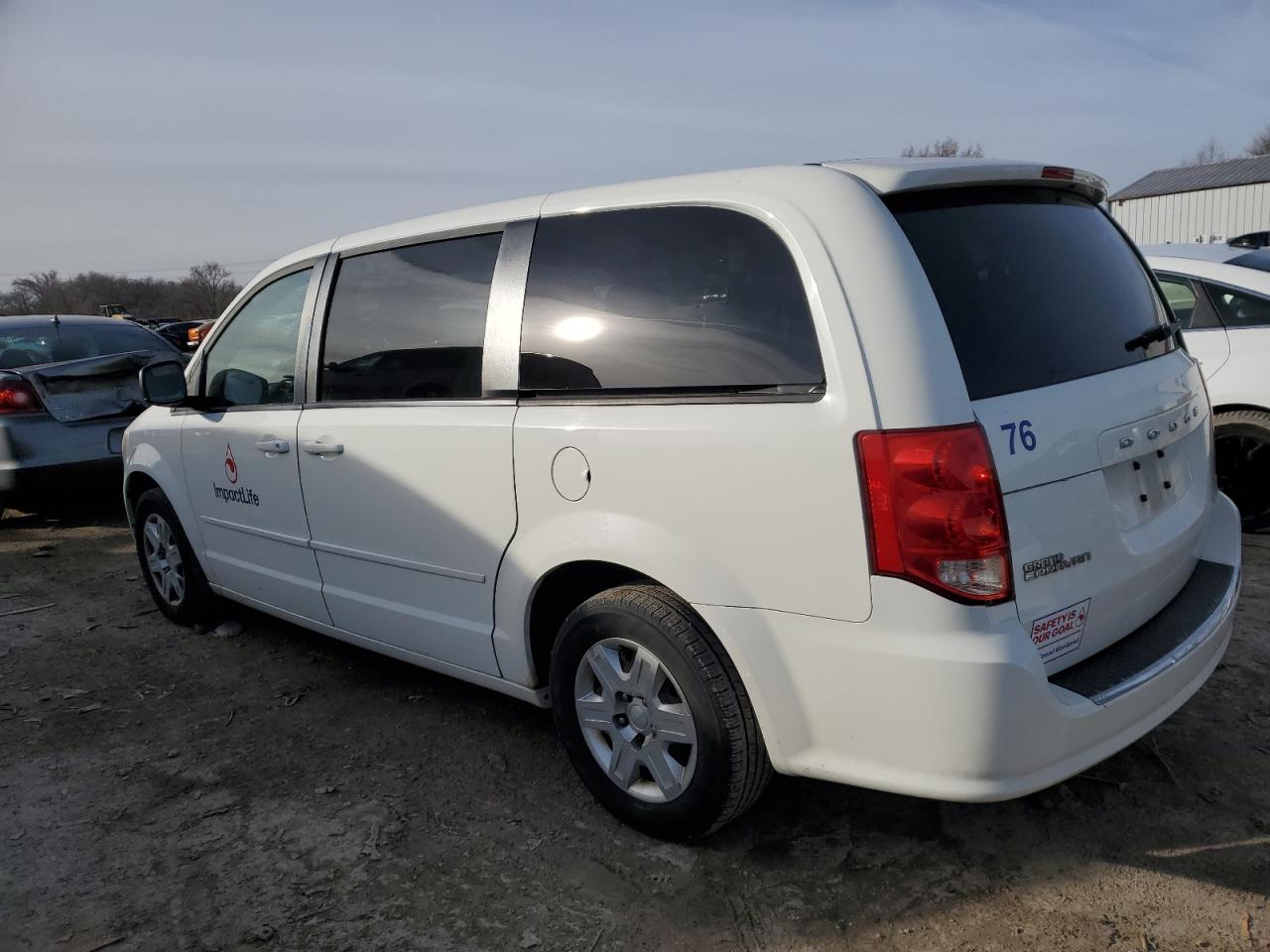 2012 Dodge Caravan - Image 2