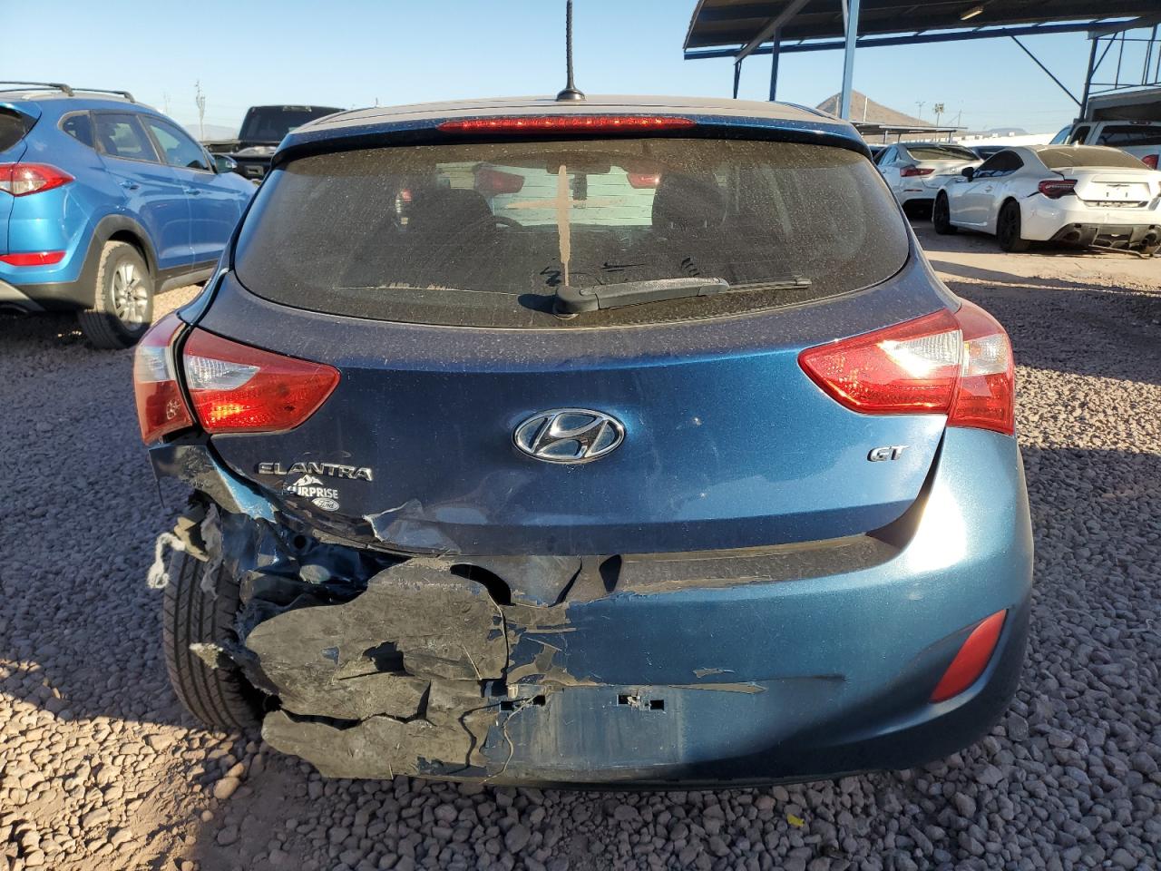 2016 Hyundai Elantra - Image 6