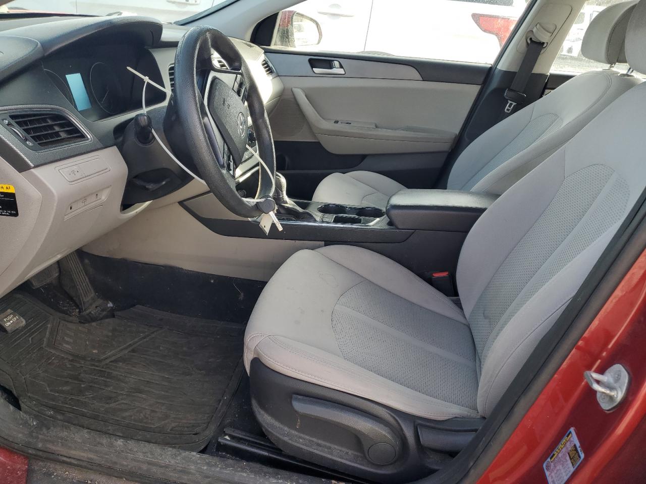 2015 Hyundai Sonata - Image 7