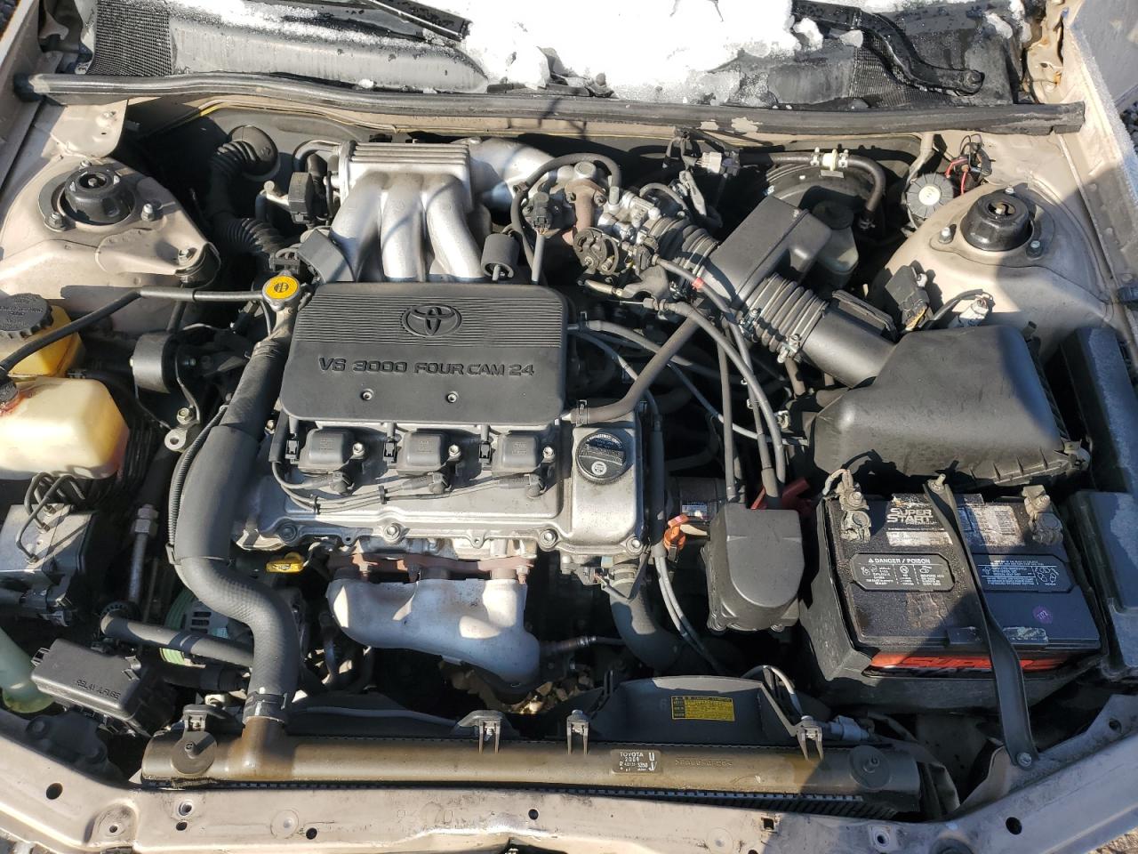 1997 Toyota Camry - Image 11