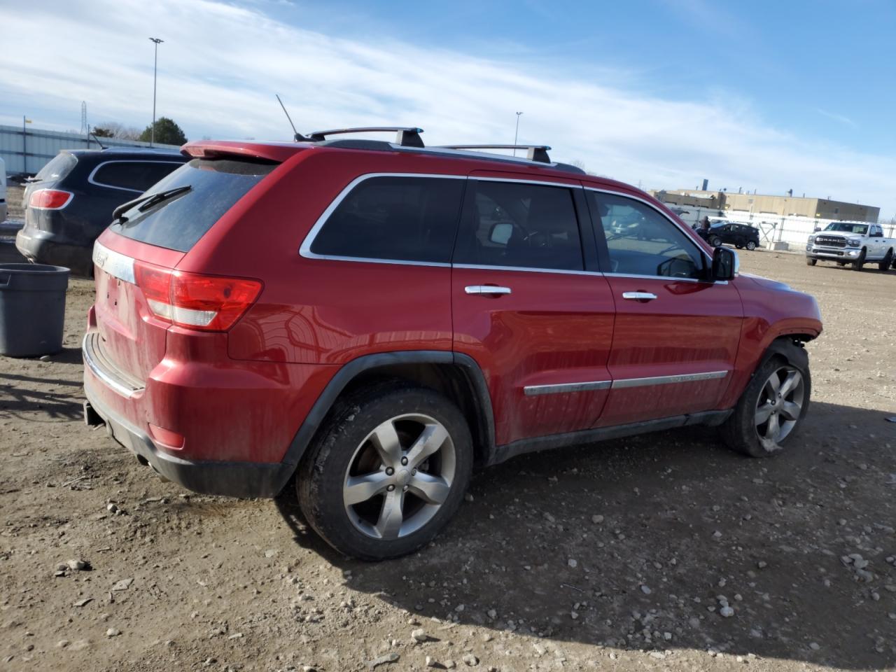 2011 Jeep Grand Cherokee - Image 3