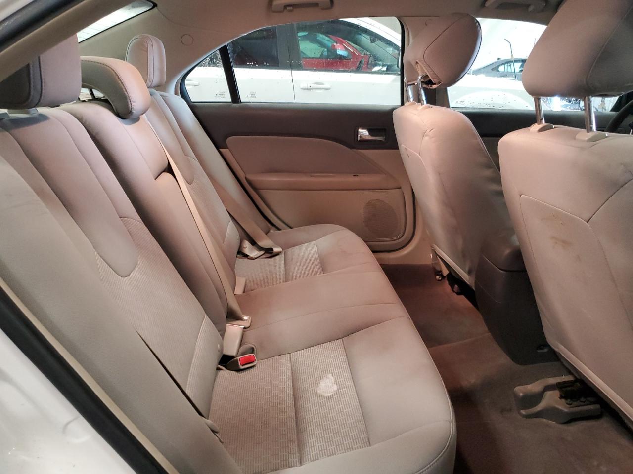 2012 Ford Fusion - Image 10