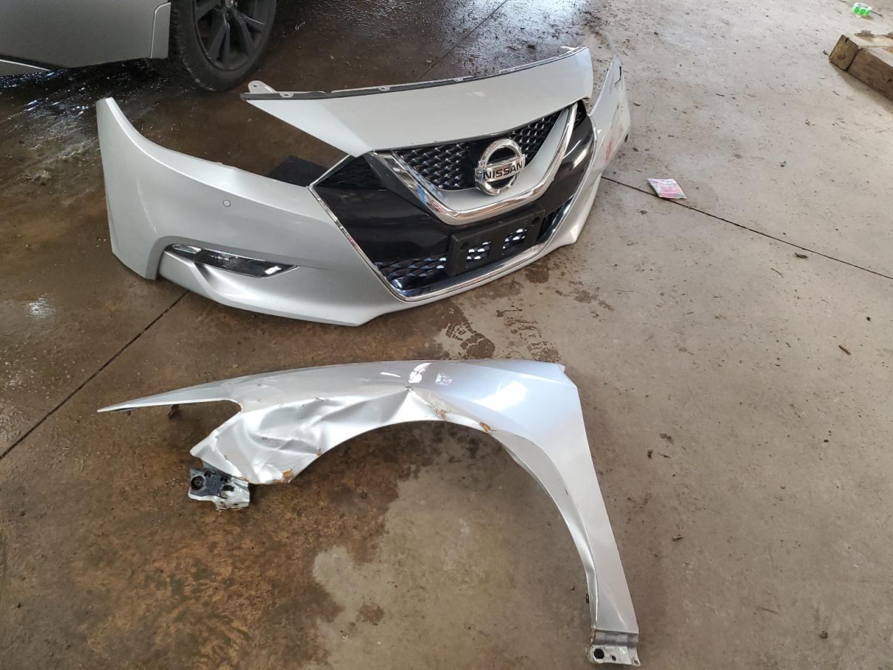 2016 Nissan Maxima - Image 12