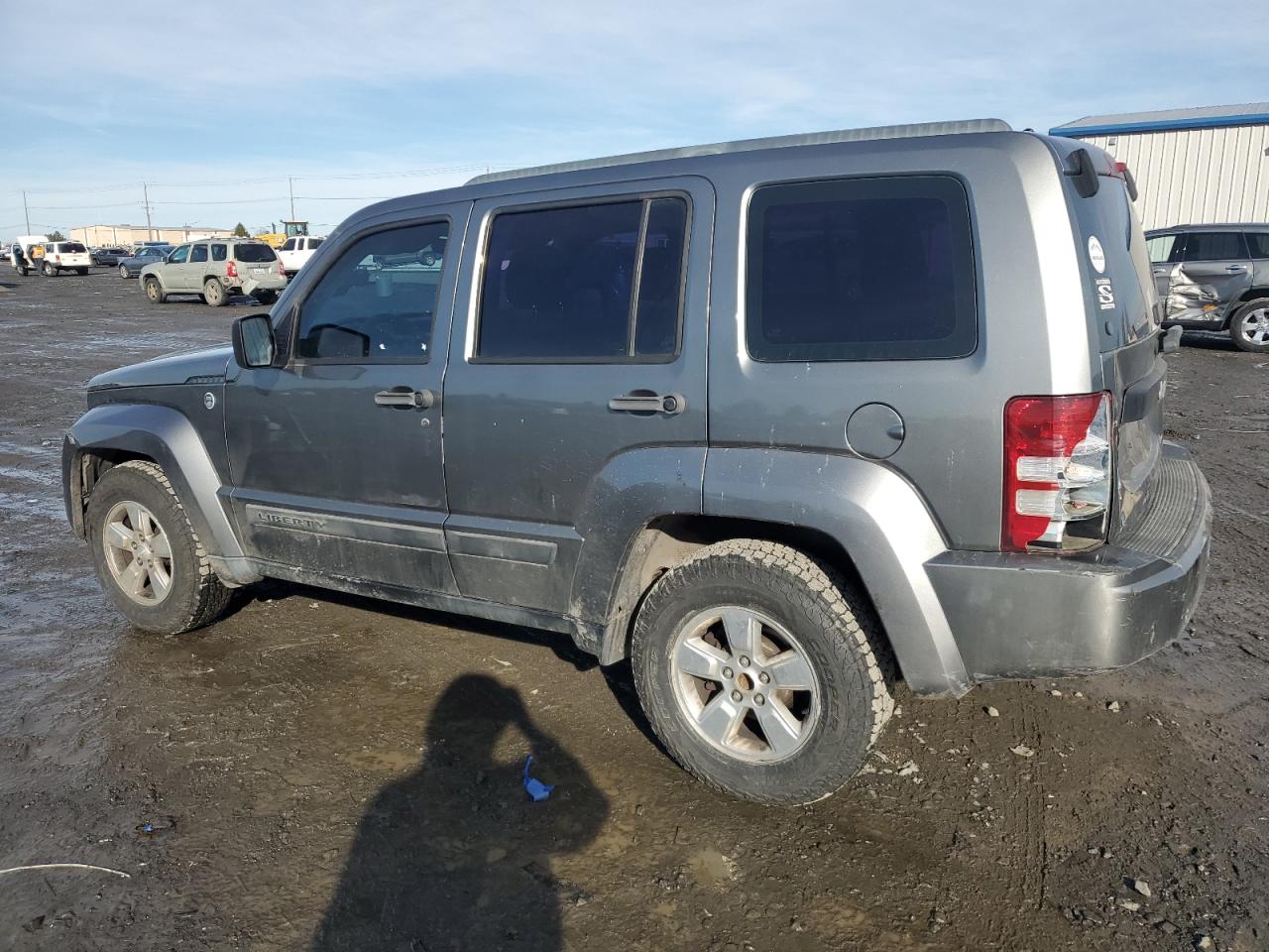 2012 Jeep Liberty (North America) - Image 2