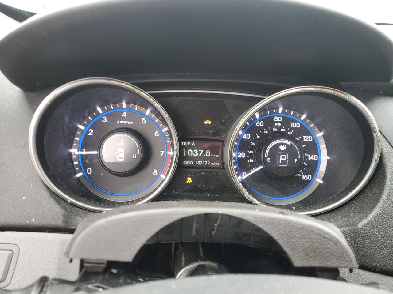 2011 Hyundai Sonata - Image 9