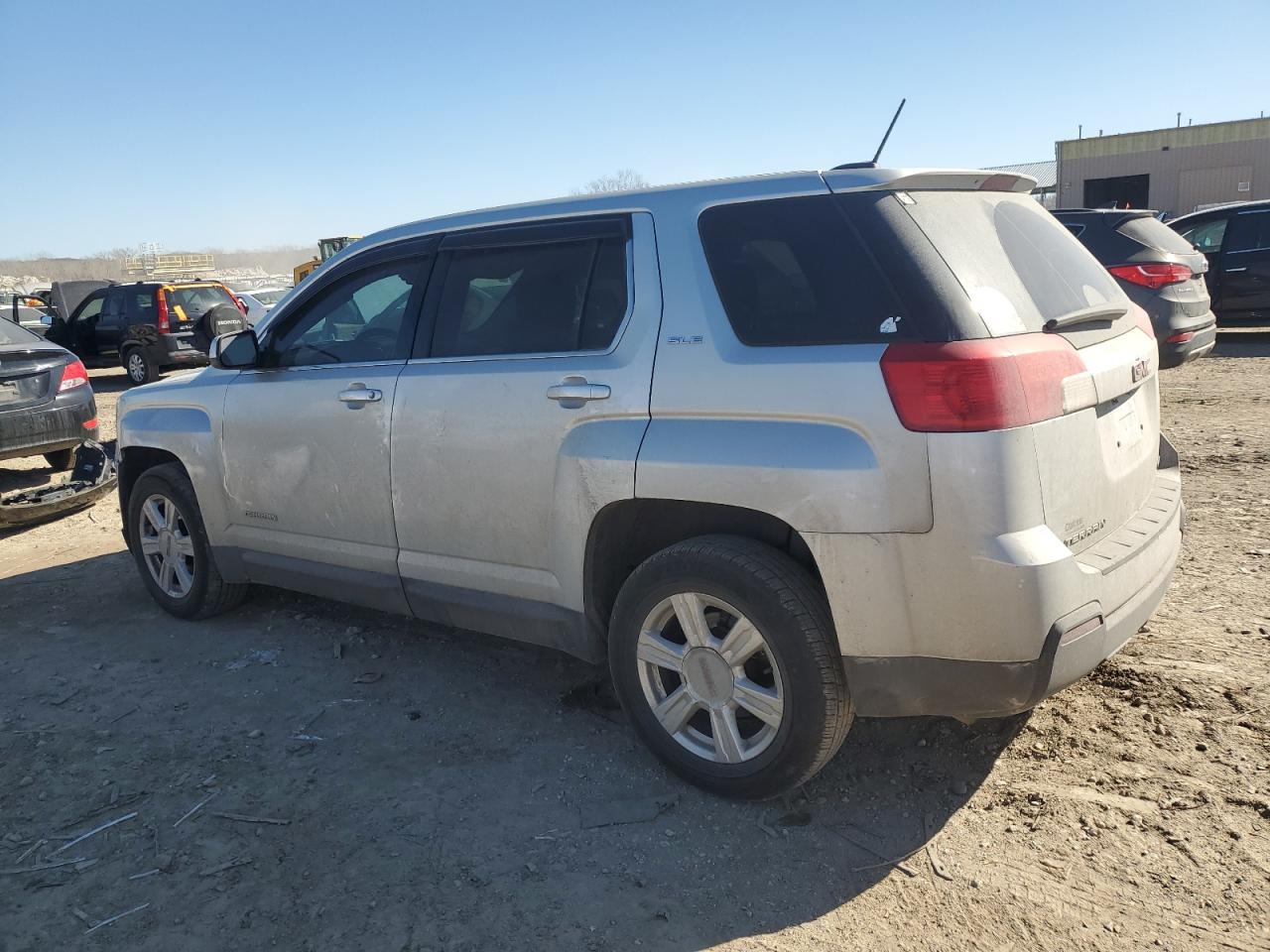 2015 GMC Terrain - Image 2