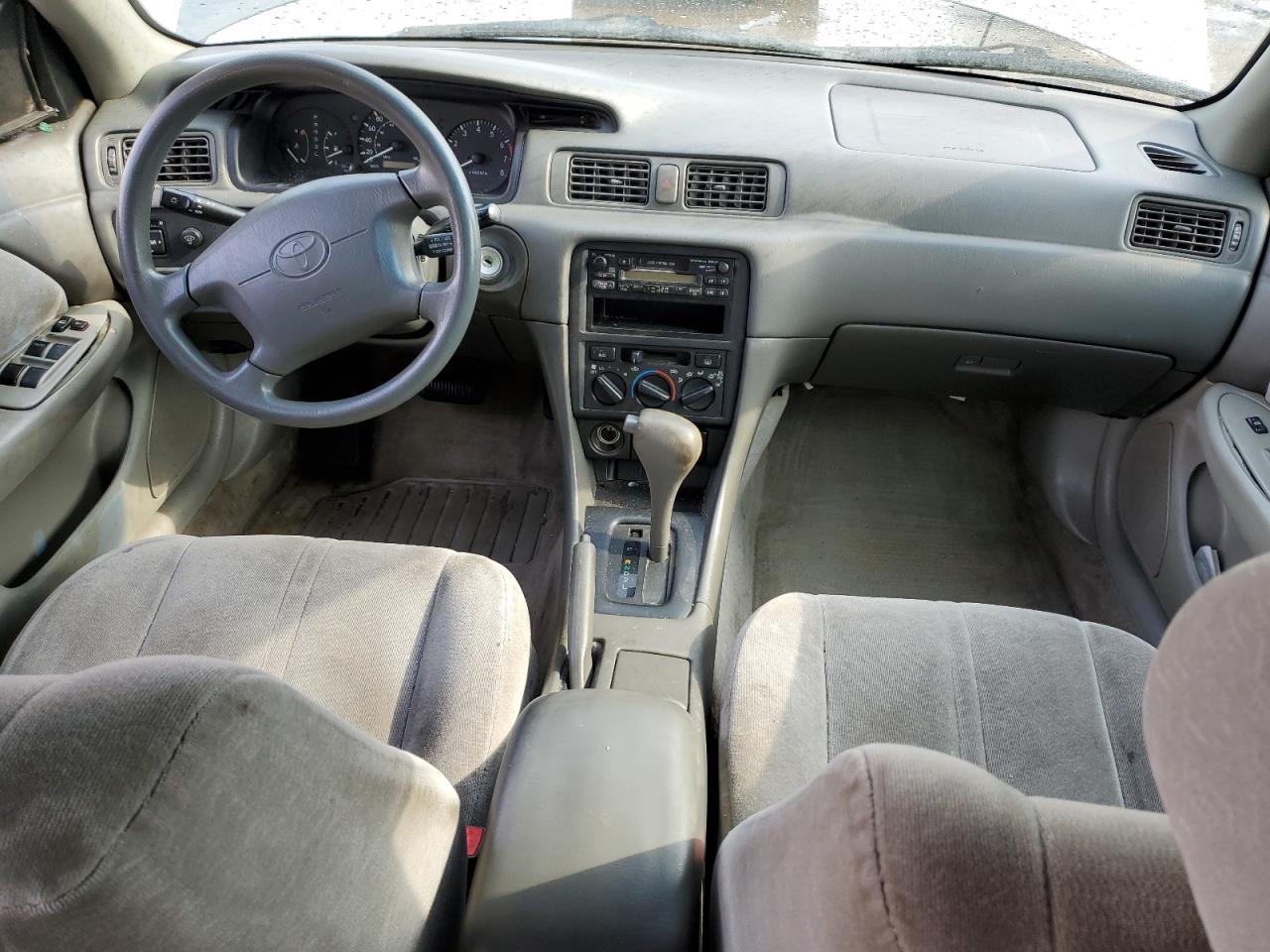 1999 Toyota Camry - Image 8