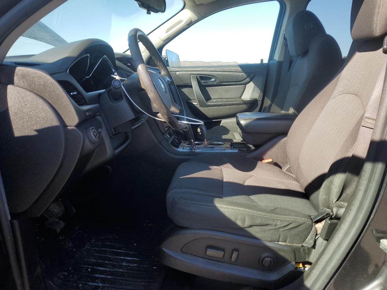 2014 Chevrolet Traverse - Image 7