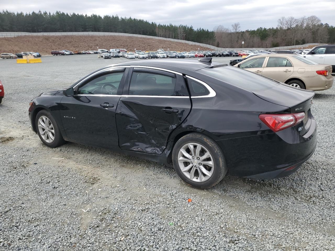 2021 Chevrolet Malibu - Image 2