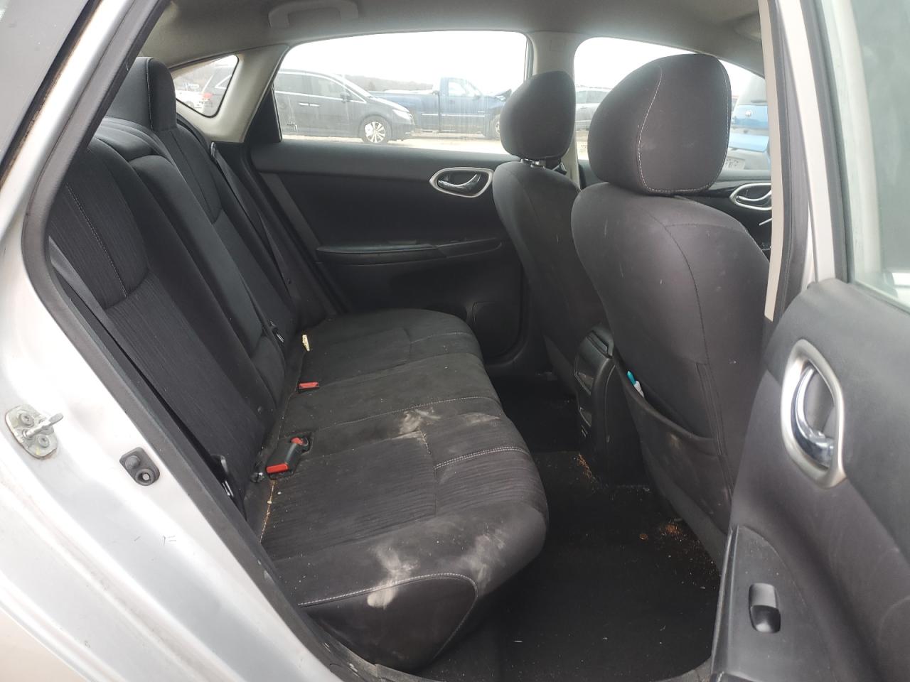 2018 Nissan Sentra - Image 10