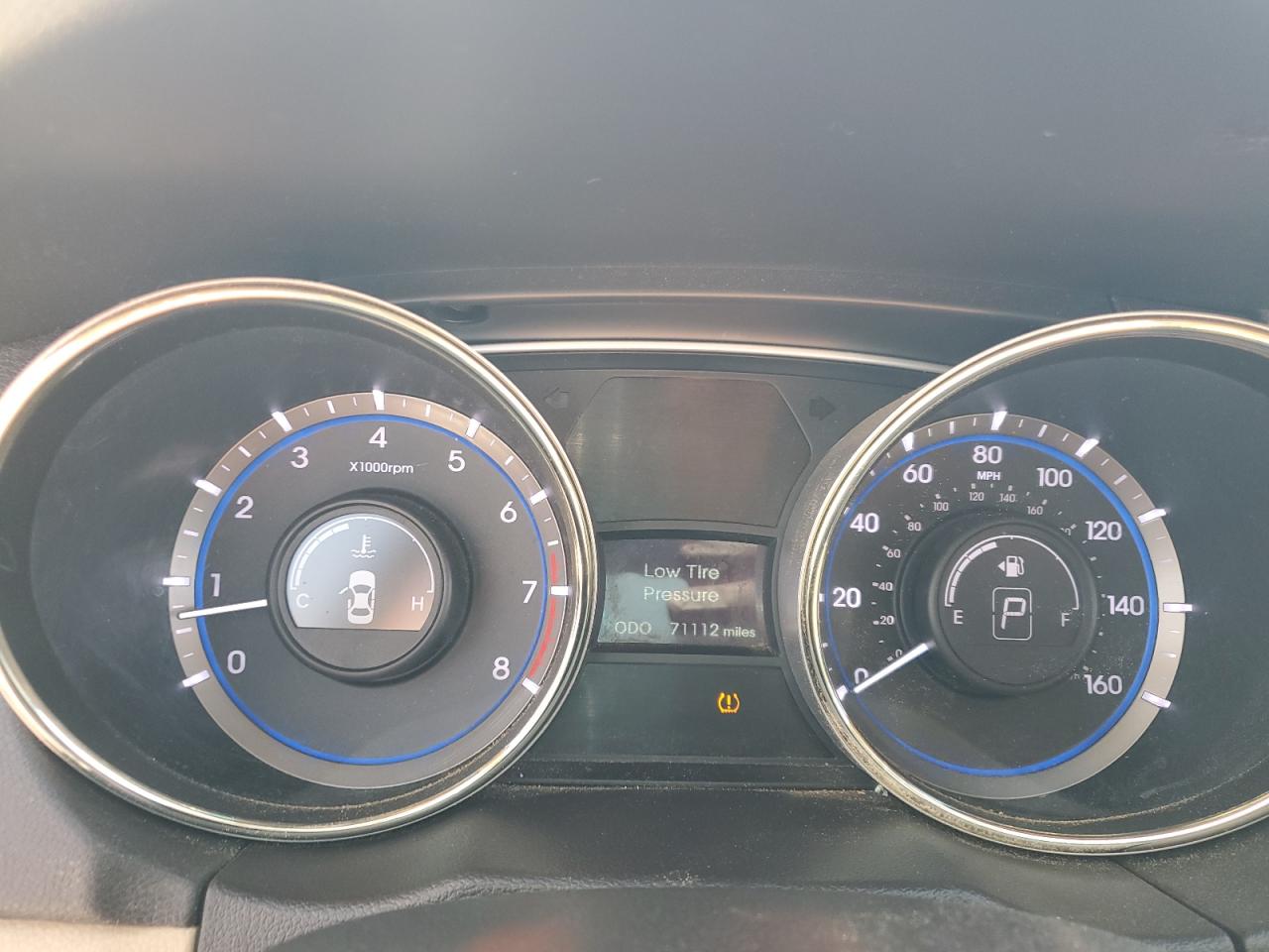2013 Hyundai Sonata - Image 9