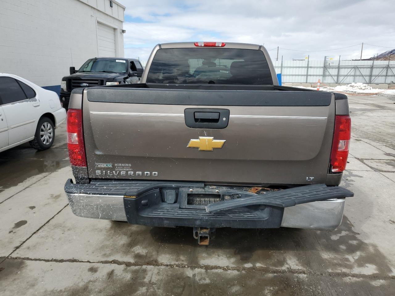 2012 Chevrolet Silverado - Image 6