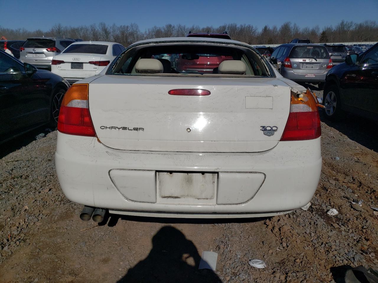 2000 Chrysler 300 - Image 6