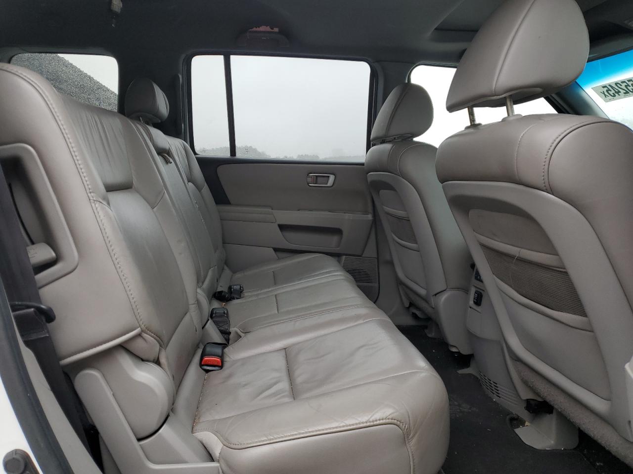 2011 Honda Pilot - Image 11