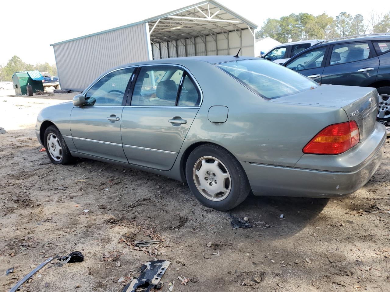 2002 Lexus LS - Image 2