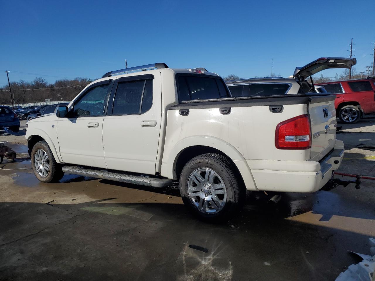 2008 Ford Explorer - Image 2