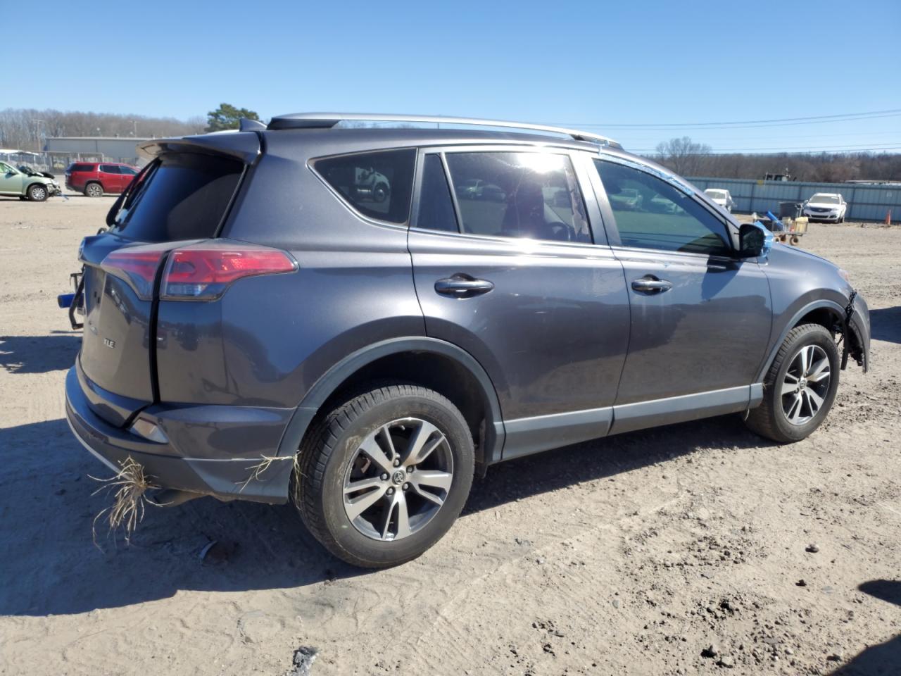 2018 Toyota RAV 4 - Image 3