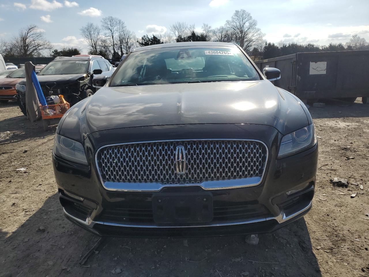 2017 Lincoln Continental - Image 5