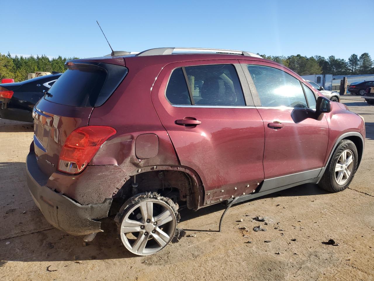 2016 Chevrolet Trax - Image 3