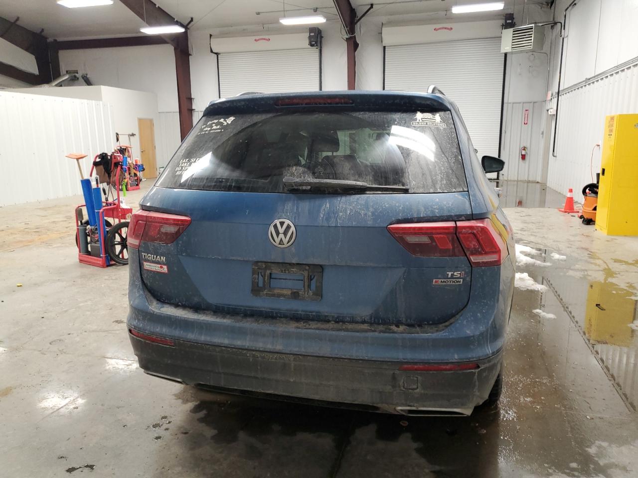 2018 Volkswagen Tiguan - Image 6