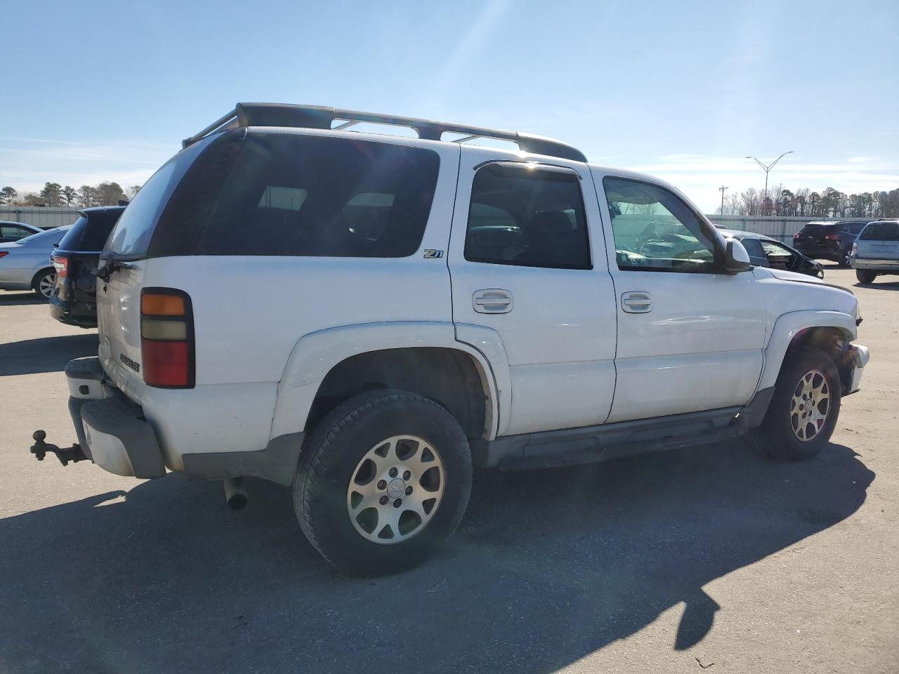 2004 Chevrolet Tahoe - Image 3