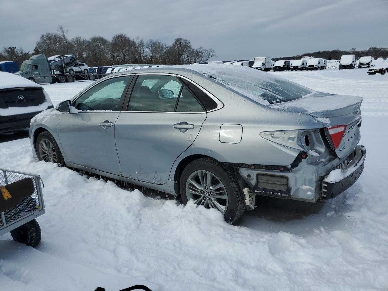 2015 Toyota Camry - Image 2