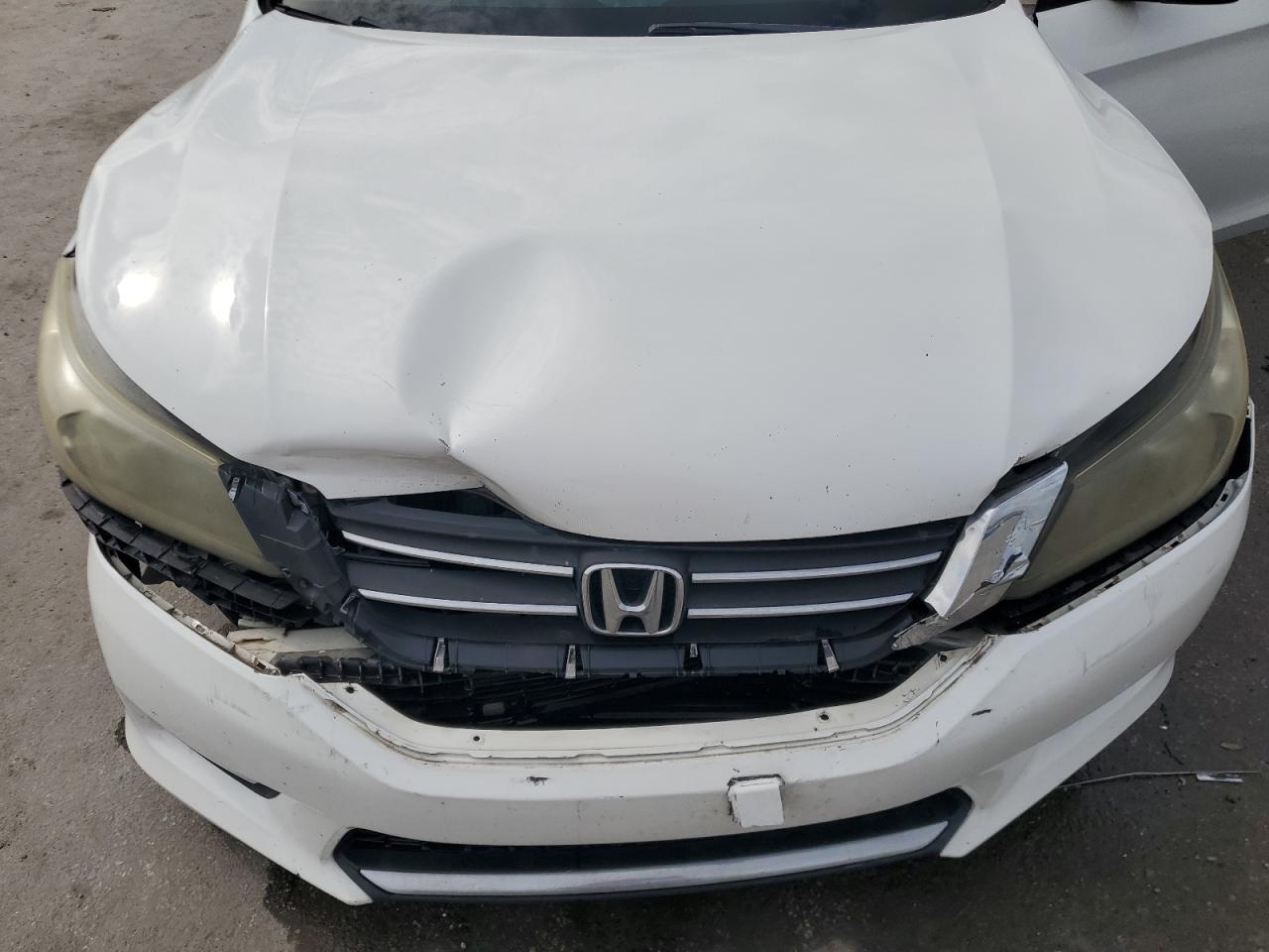 2013 Honda Accord - Image 11