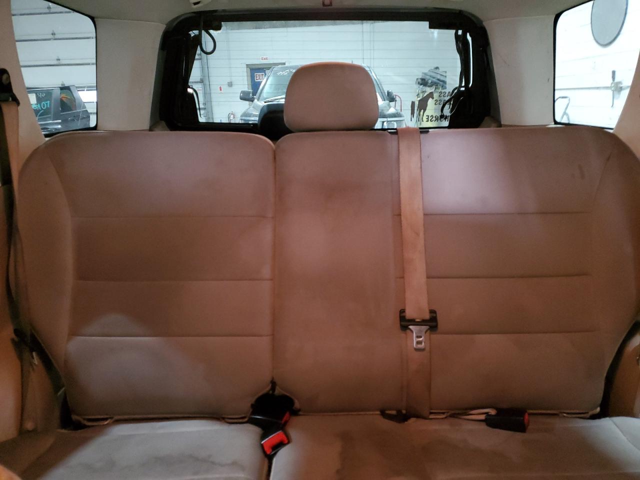 2010 Ford Escape - Image 10