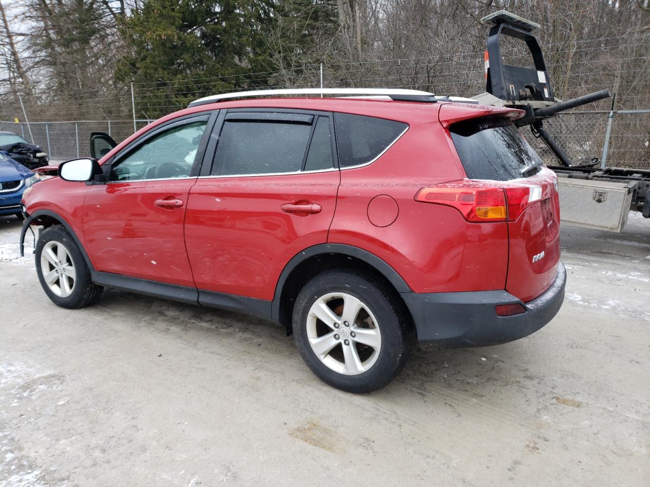 2014 Toyota RAV 4 - Image 2