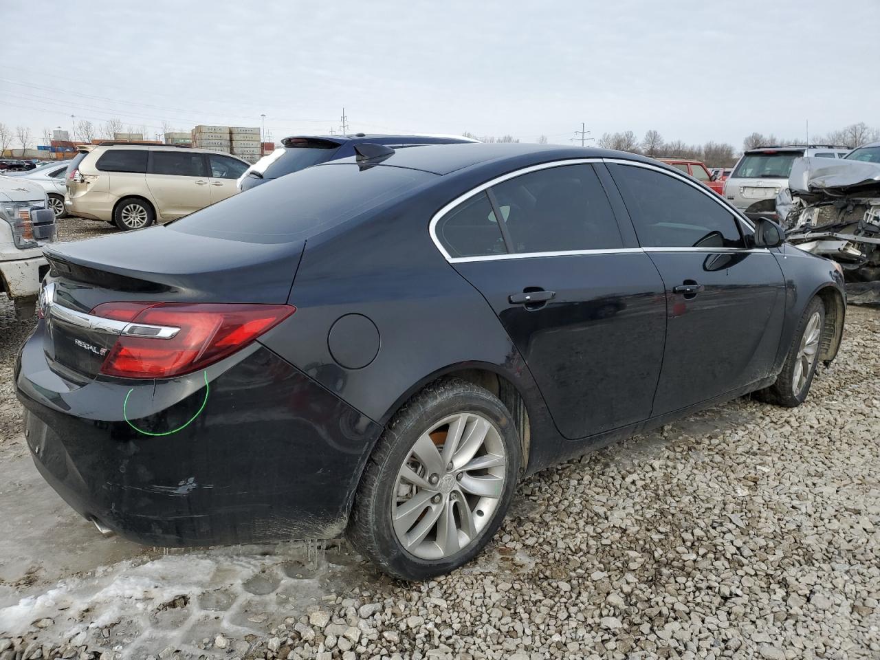 2016 Buick Regal - Image 3