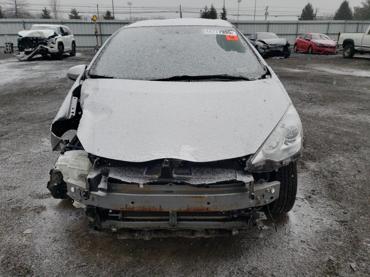 2014 Toyota Prius - Image 5