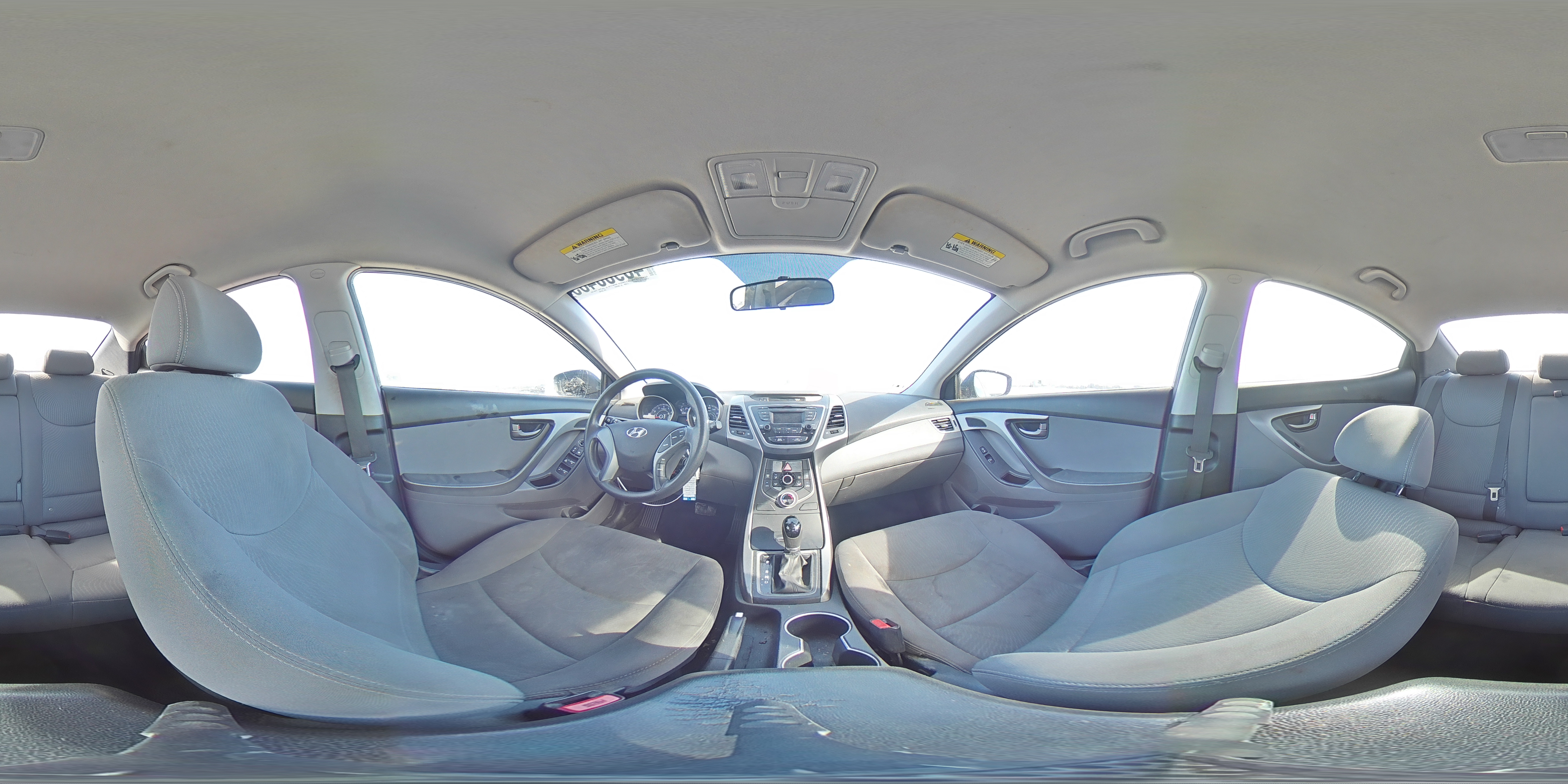 2016 Hyundai Elantra - Image 14