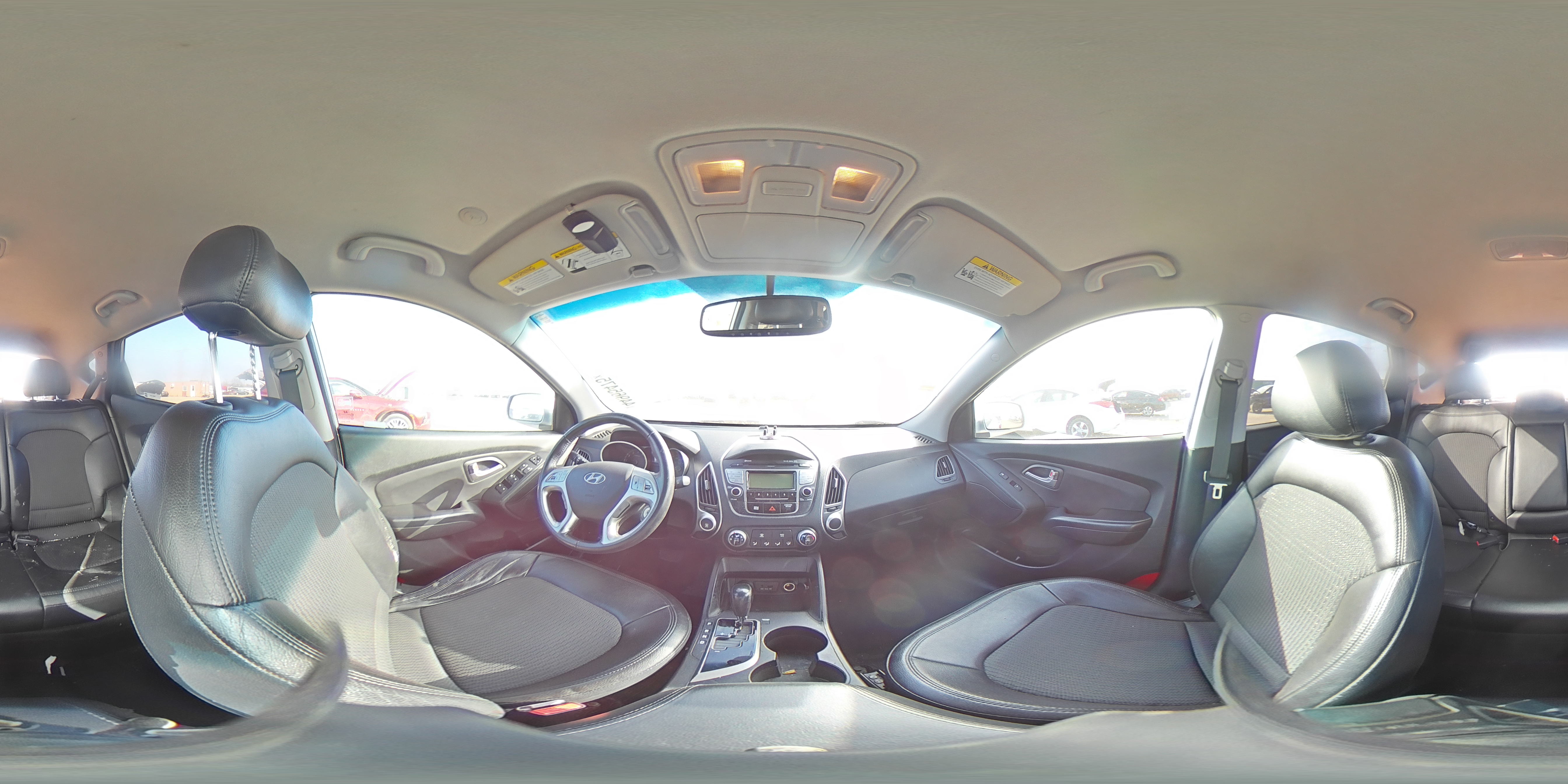 2012 Hyundai Tucson - Image 13