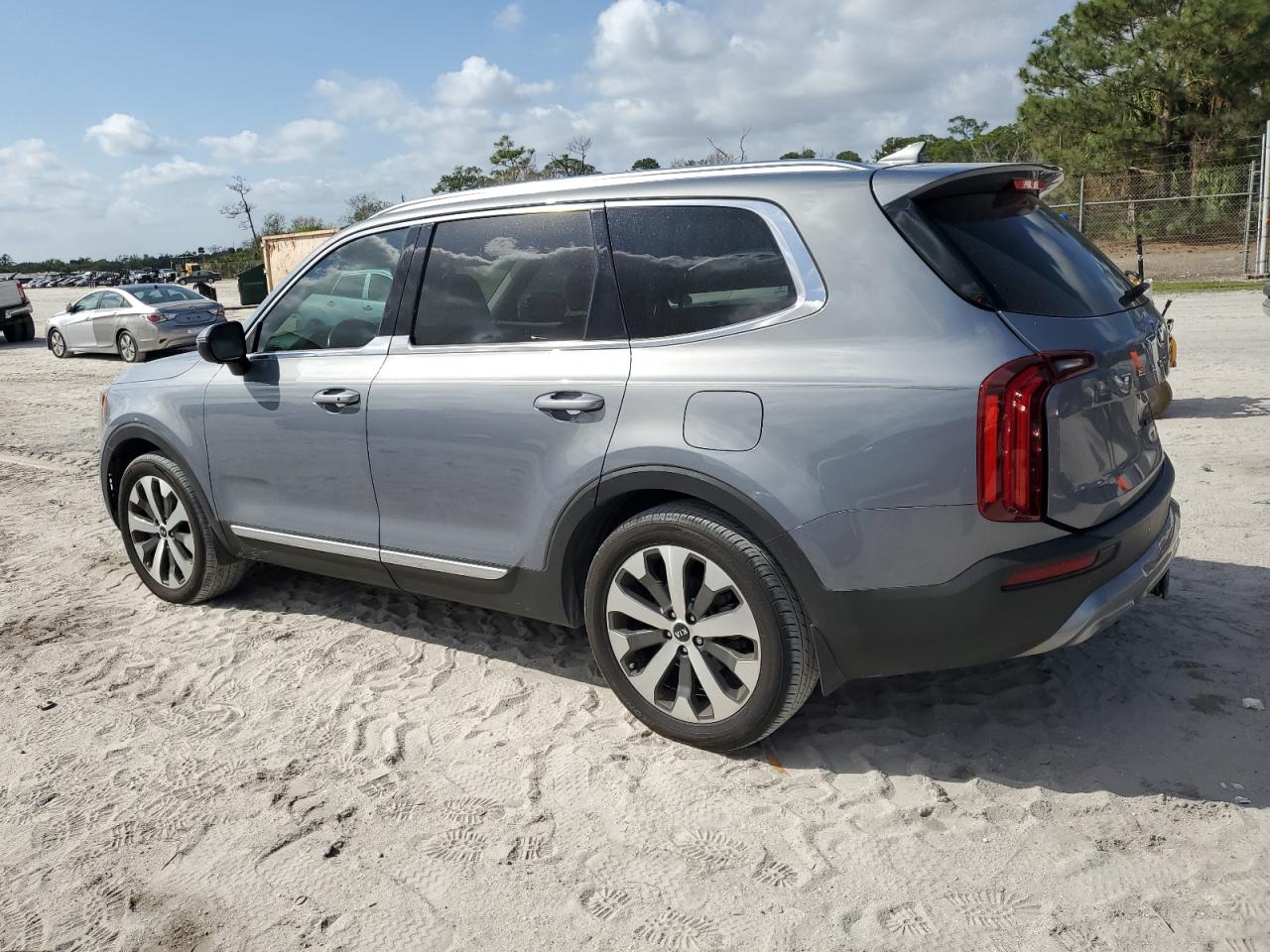 2021 Kia Telluride - Image 2