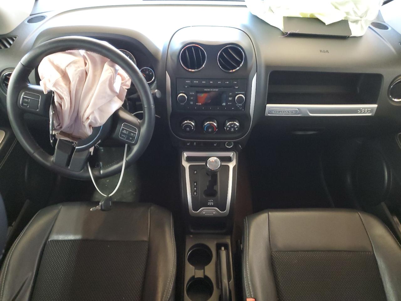 2014 Jeep Compass - Image 8