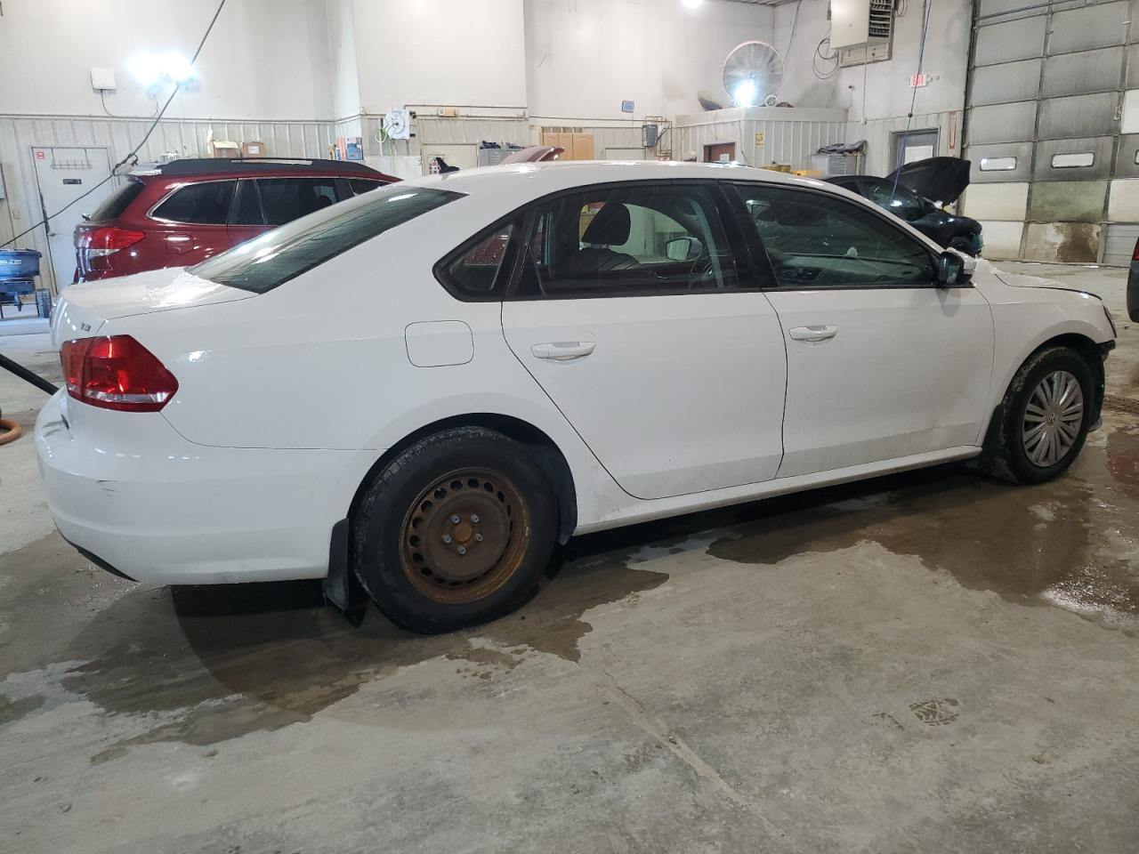 2014 Volkswagen Passat - Image 3