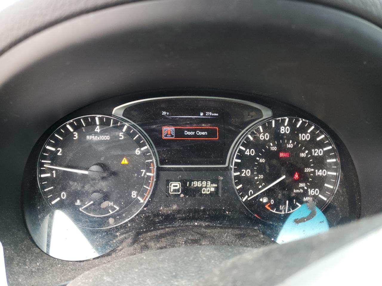 2015 Nissan Altima - Image 9