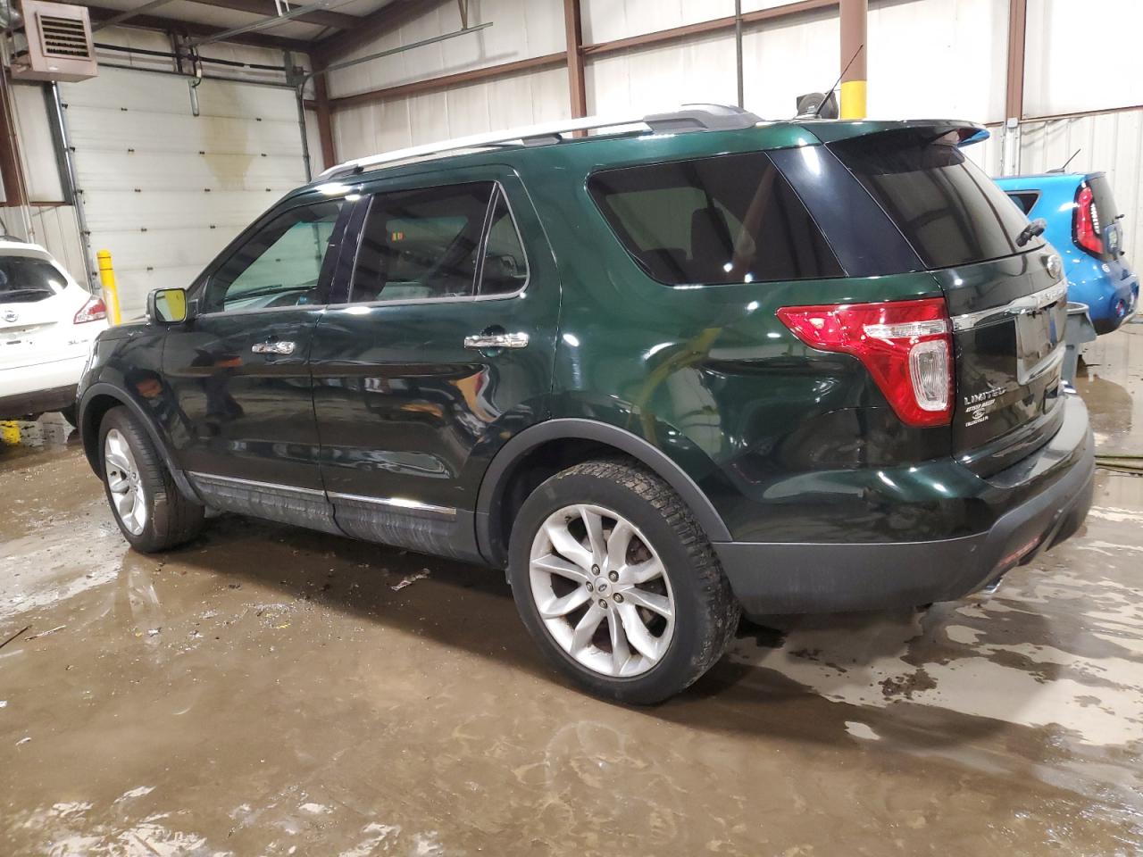2013 Ford Explorer - Image 2