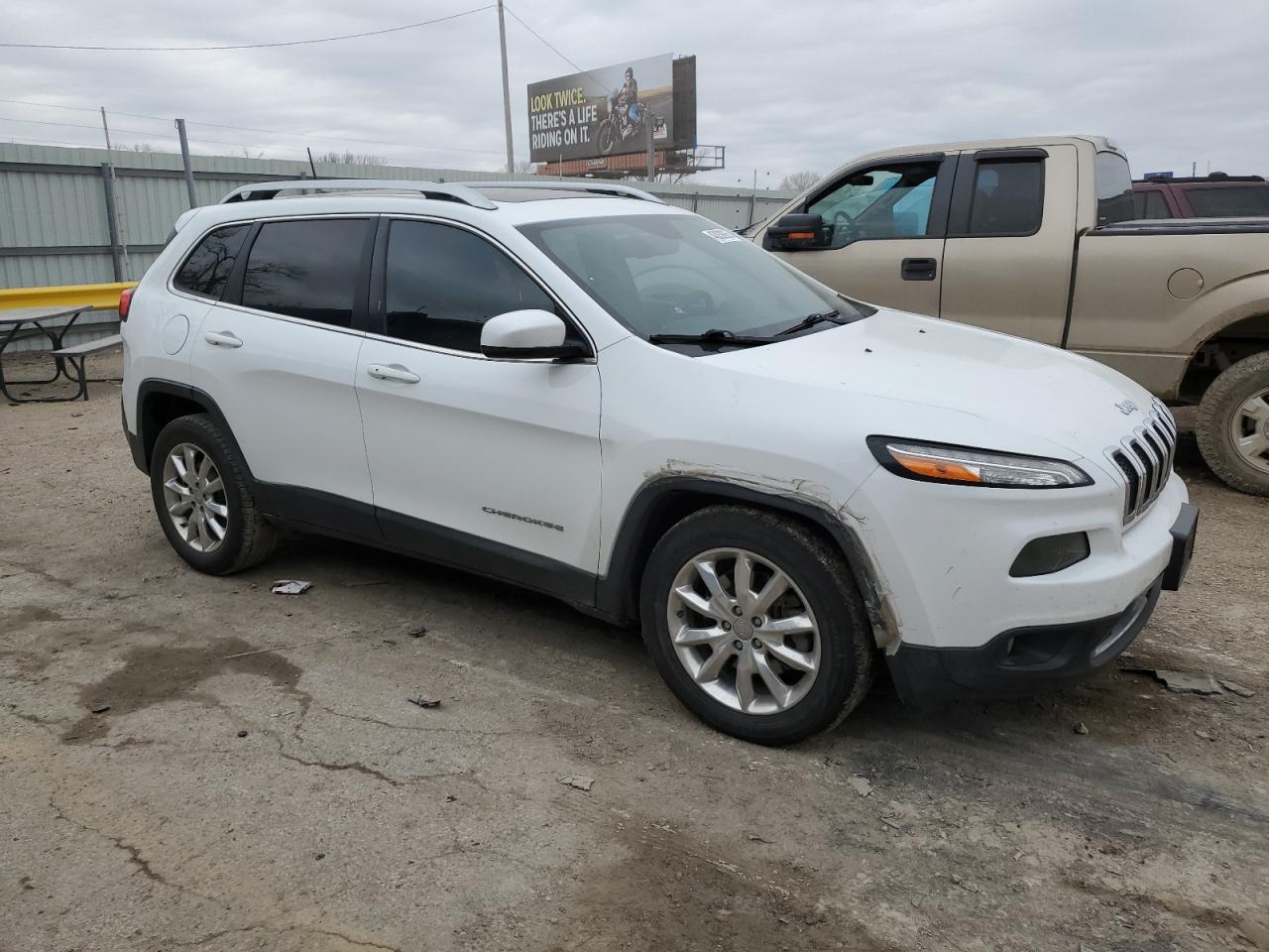 2016 Jeep Grand Cherokee - Image 4