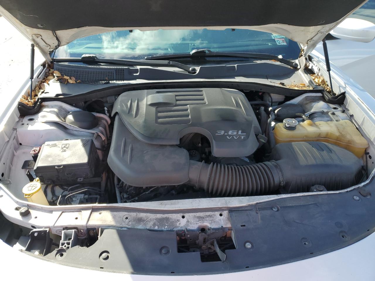 2015 Dodge Charger - Image 12