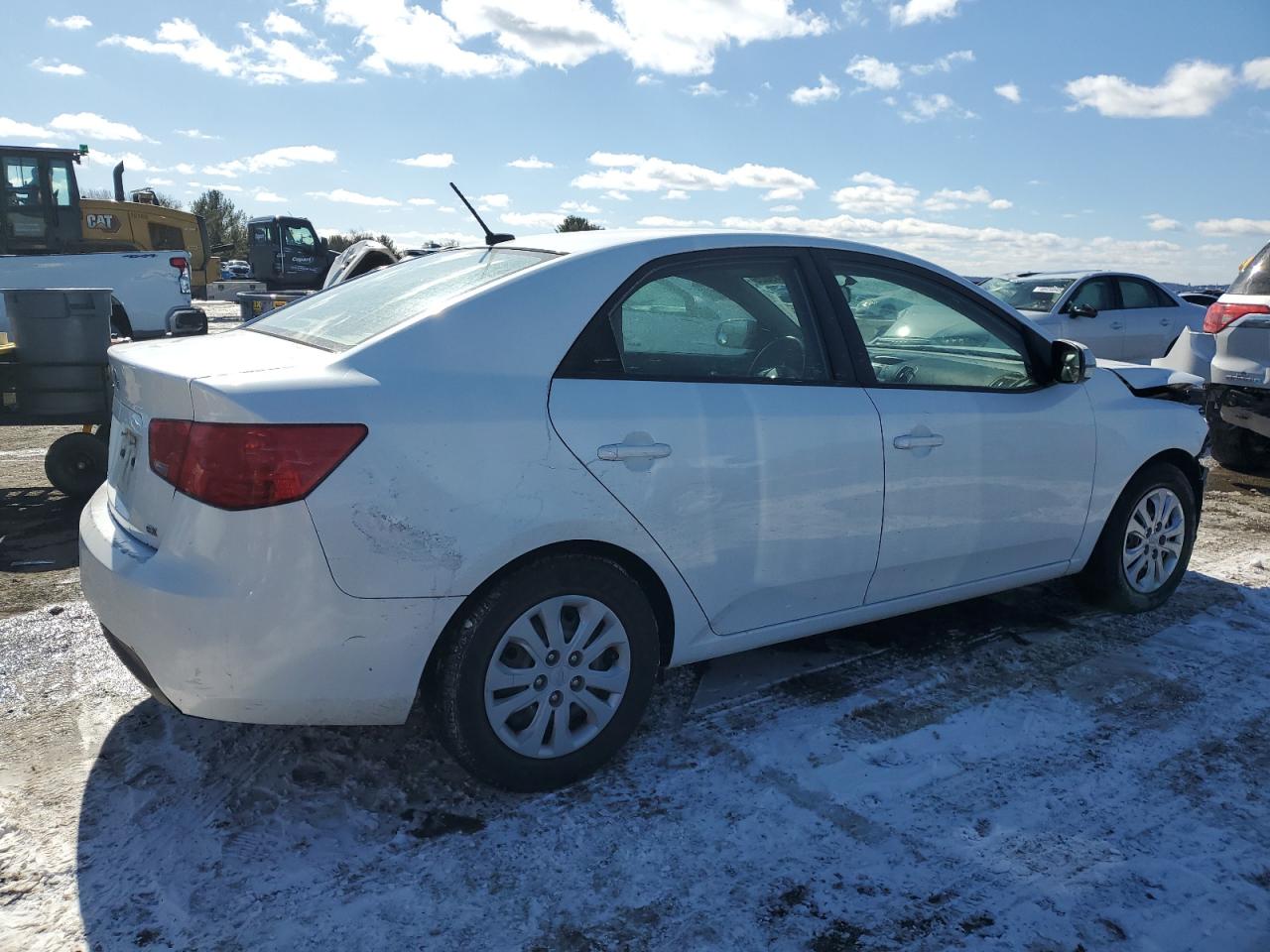 2013 Kia Forte - Image 3